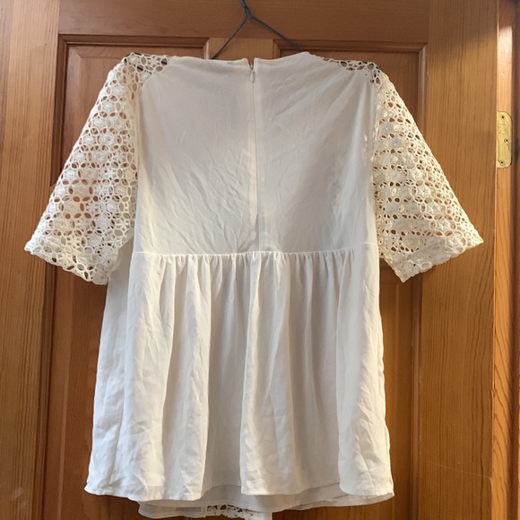 Ann Taylor Blouse - Size M - Picture 3 of 4